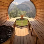 Familial Le Whymper 5 Etoiles Sauna 沙泰勒