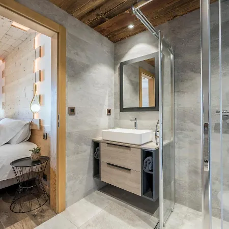 シャレー Familial Le Whymper 5 Etoiles Sauna シャテル